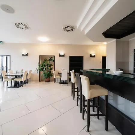 Hotel Astory