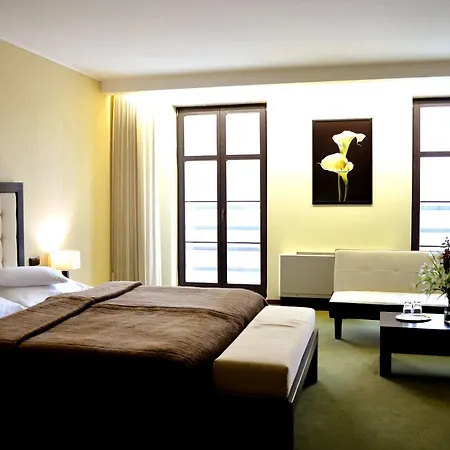 Hotel Astory 4*